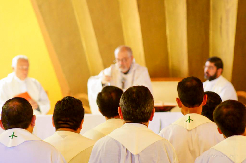 Mass in the chapel of the Institute's headquarters.