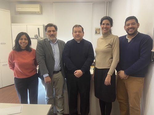 Visita canónica a la Fundación Maior y a la oficina de Procura